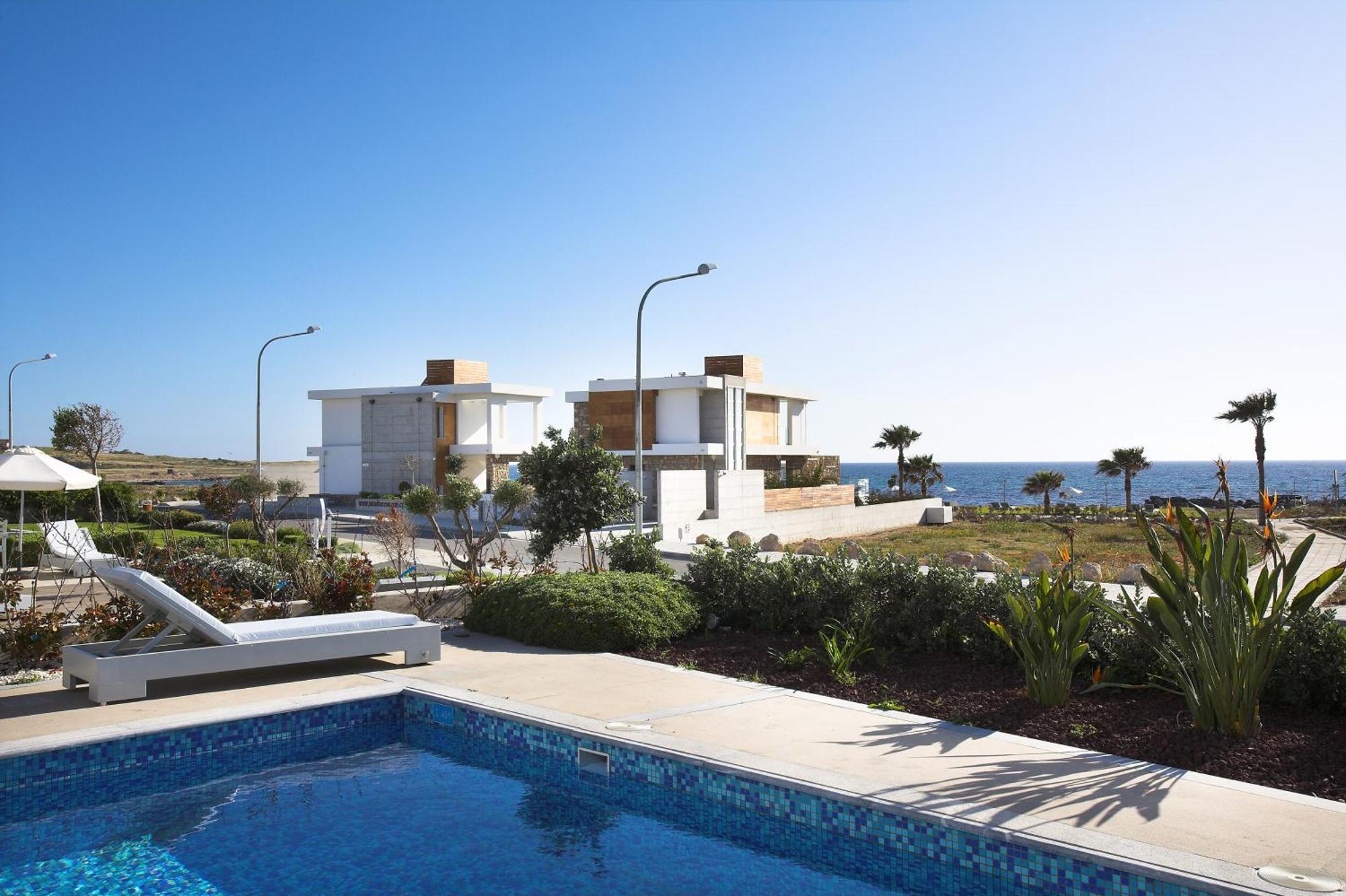 Paradise Cove Luxurious Beach Villas Paphos Bagian luar foto