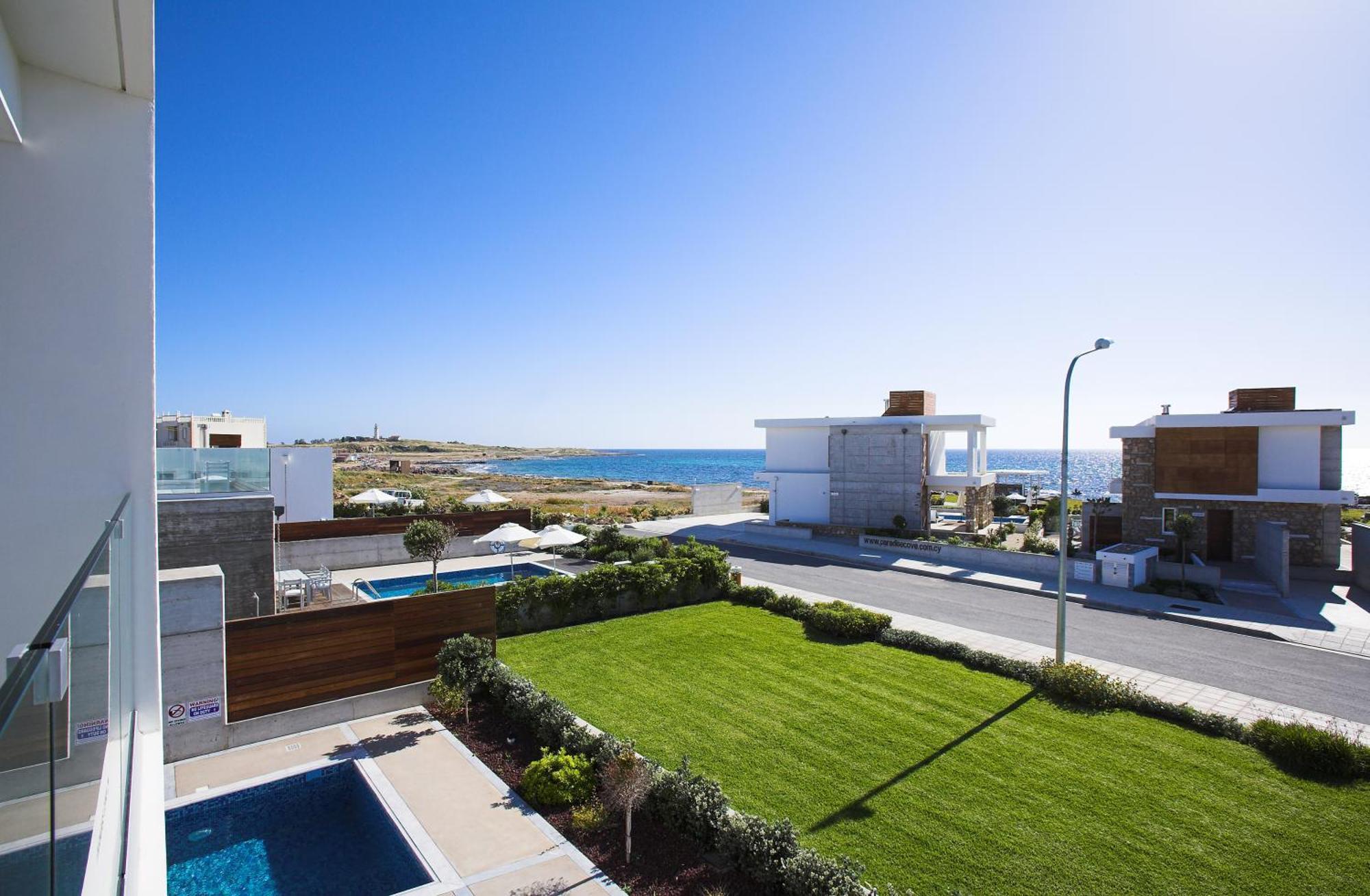 Paradise Cove Luxurious Beach Villas Paphos Bagian luar foto